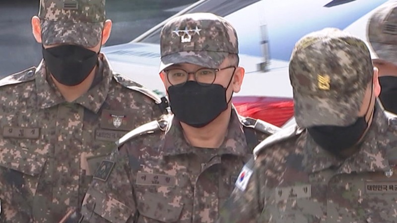 <b>여인형</b> 전 방첩사령관 "<b>계엄</b> 수차례 <b>반대</b>‥군인으로서 명령 이행"