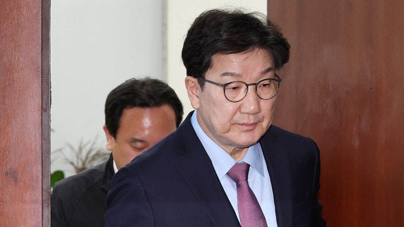 권성동, <b>탄핵심판</b> 방청‥"<b>최종변론</b>에 대국민 사과 들어가야"