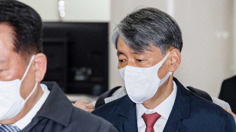 <b>조지호</b> 등 경찰 지휘부, <b>내란혐의</b> 부인‥"치안 수행·폭동 불성립"