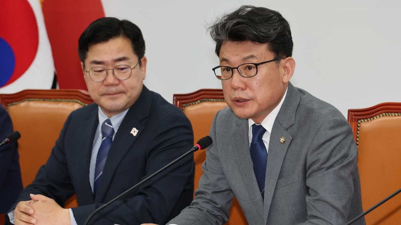 <b>진성준</b> "<b>한덕수 탄핵</b>소추 즉각 추진 제안‥당과 국회 결단해야"
