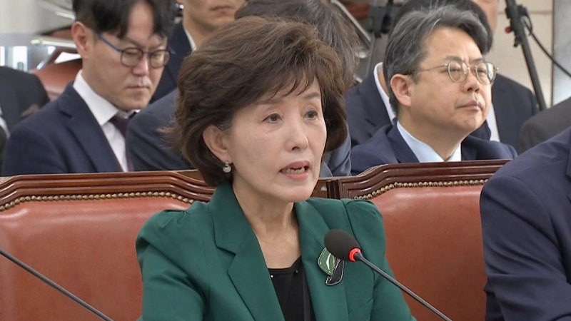'5·18 북한군 음모론'에 진화<b>위원장</b> "진실 잘 모른다"‥<b>퇴장</b>도 <b>거부</b>