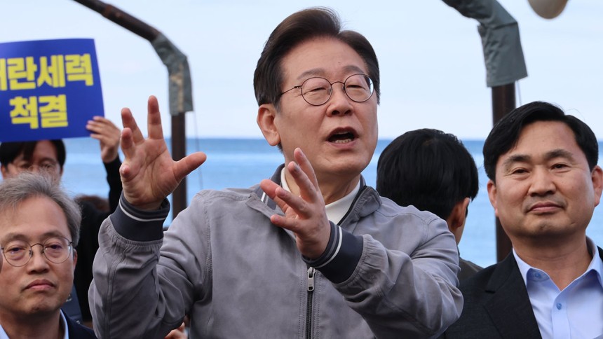 동해안 현장행보 이어가는 이재명 후보