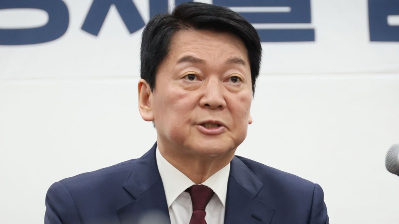 <b>안철수</b> "<b>김문수</b>, <b>계엄</b>·탄핵 <b>사과</b>해야‥윤석열, 탈당 결단하라"