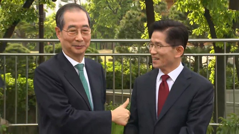 <b>김문수</b>-<b>한덕수 단일화</b> 2차 회동‥입장 차 팽팽