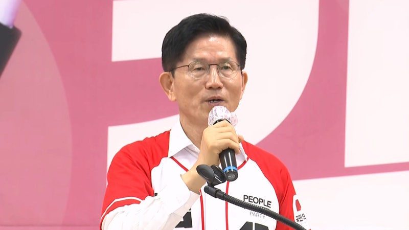 <b>김문수</b> "<b>윤석열</b> 전 대통령 출당 생각해본 적 없어‥<b>탈당</b>은 본인의 뜻"