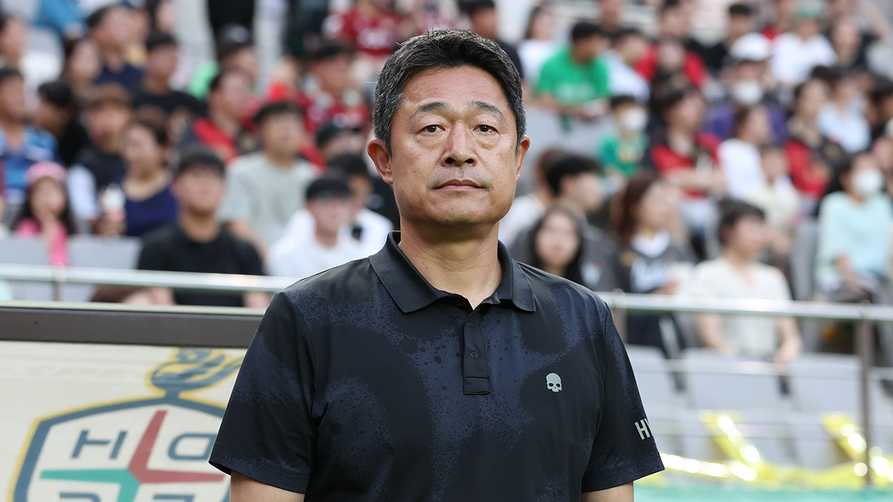 아시안게임·올림픽 축구대표팀 <b>감독</b>에 <b>이민성</b> 전 대전 <b>감독 선임</b>