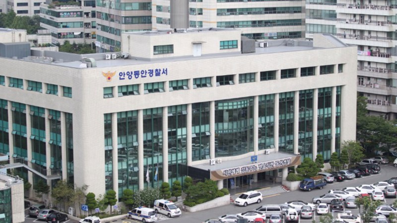 손가락 욕설한 중학생 <b>폭행</b>한 김문수 <b>유세차량 운전자</b> 입건