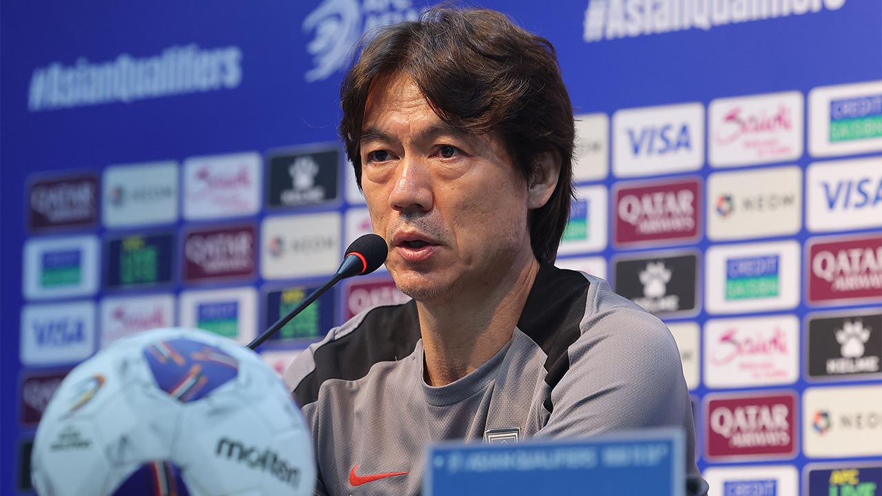 <b>홍명보</b> 축구대표팀 <b>감독</b> "쿠웨이트전 <b>손흥민</b> 출전 여부, 내일 결정"