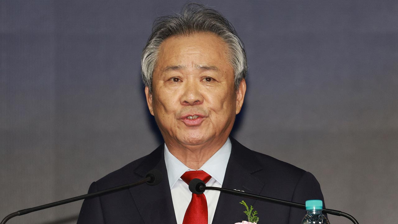 대한체육회 스포츠공정위, <b>이기흥</b> 전 회장 <b>자격정지</b> 4년 처분