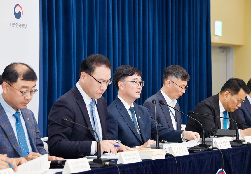 추가경정예산 설명하는 임기근 기획재정부 2차관
