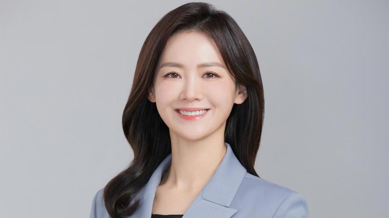 <b>이수경</b> 빙상연맹<b>회장</b>, 내년 동계 올림픽 '여성 최초' <b>선수단장</b> 내정