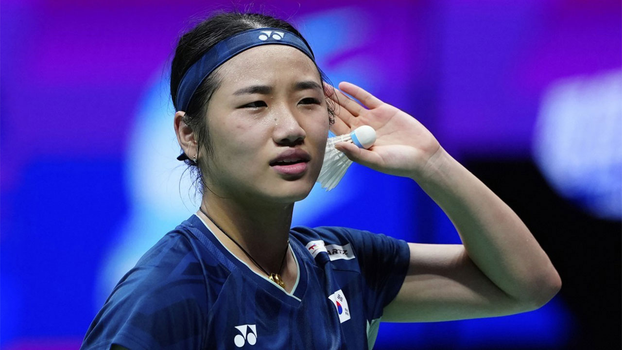'세계 1위' <b>안세영</b>, <b>일본오픈 결승</b>행‥일본 군지에 2-0 완승