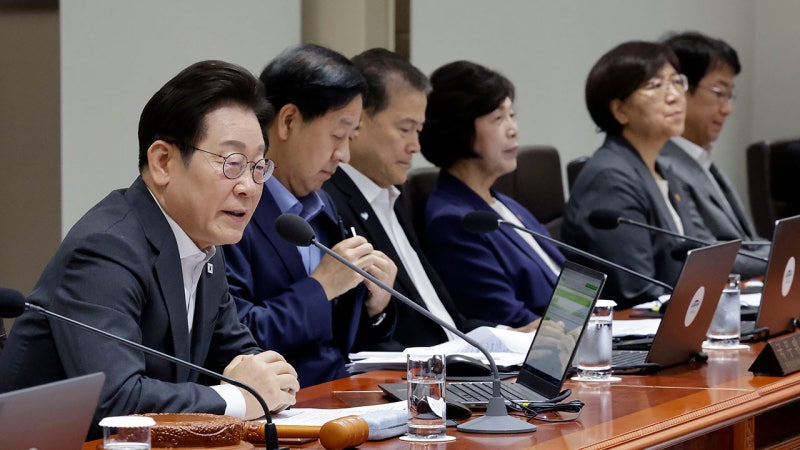 [단독] <b>국무회의</b> 오늘부터 전체 녹화‥'<b>생중계</b>' 수순