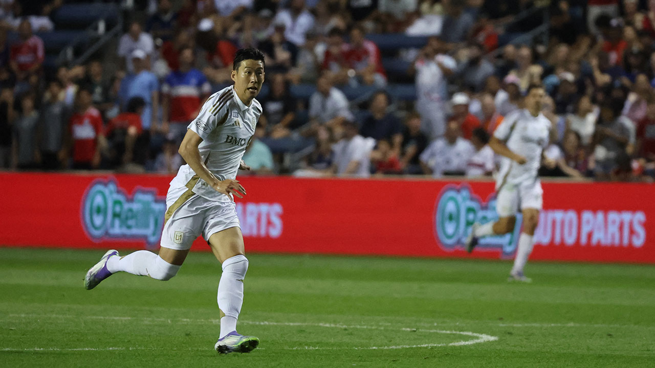 <b>손흥민 LAFC 데뷔</b>전에서 동점 페널티킥 획득‥팀은 2-2 무승부