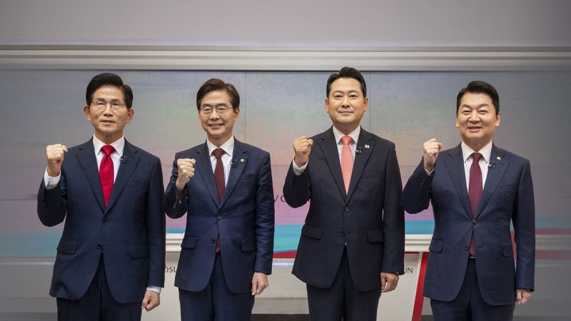 국힘 당대표 3차 토론‥장동혁 "한동훈 말고 <b>전한길 공천</b>"