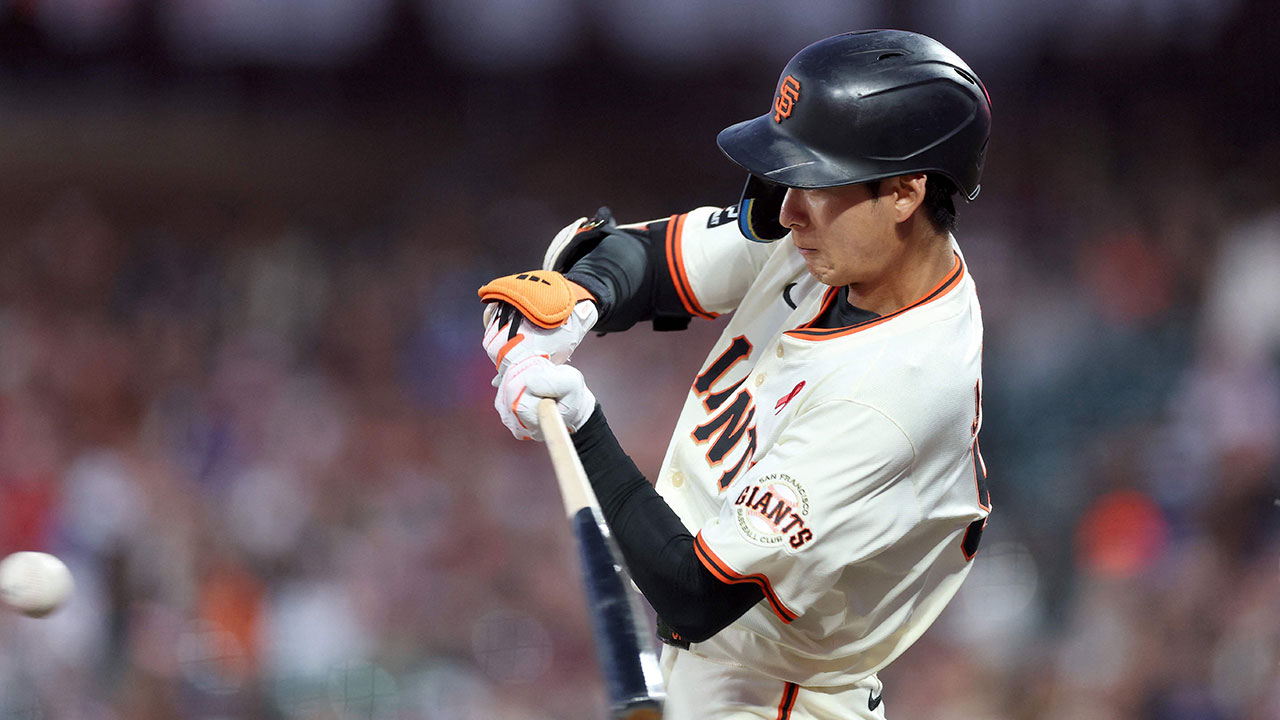 [MLB] 샌프란시스코 <b>이정후</b>, <b>시즌 30번째 2루타</b>‥팀도 12대3 대승