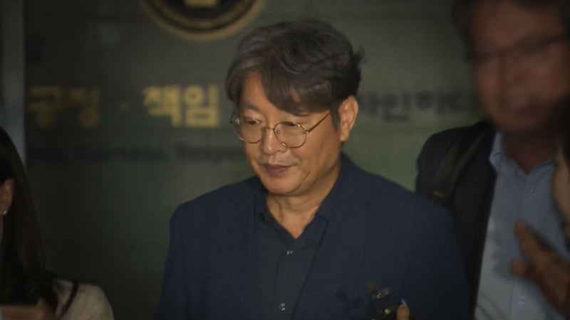 경찰, '<b>차명거래 의혹</b>' <b>이춘석</b> 재소환‥<b>주식</b>대금 출처 추적
