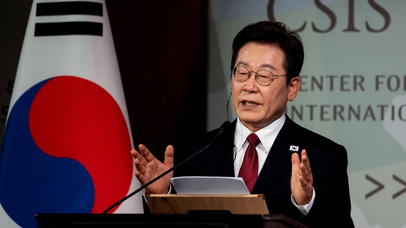 이 <b>대통령</b>, "미국 측 <b>협상</b> 요구 동의했다면 <b>탄핵</b>당했을 것"