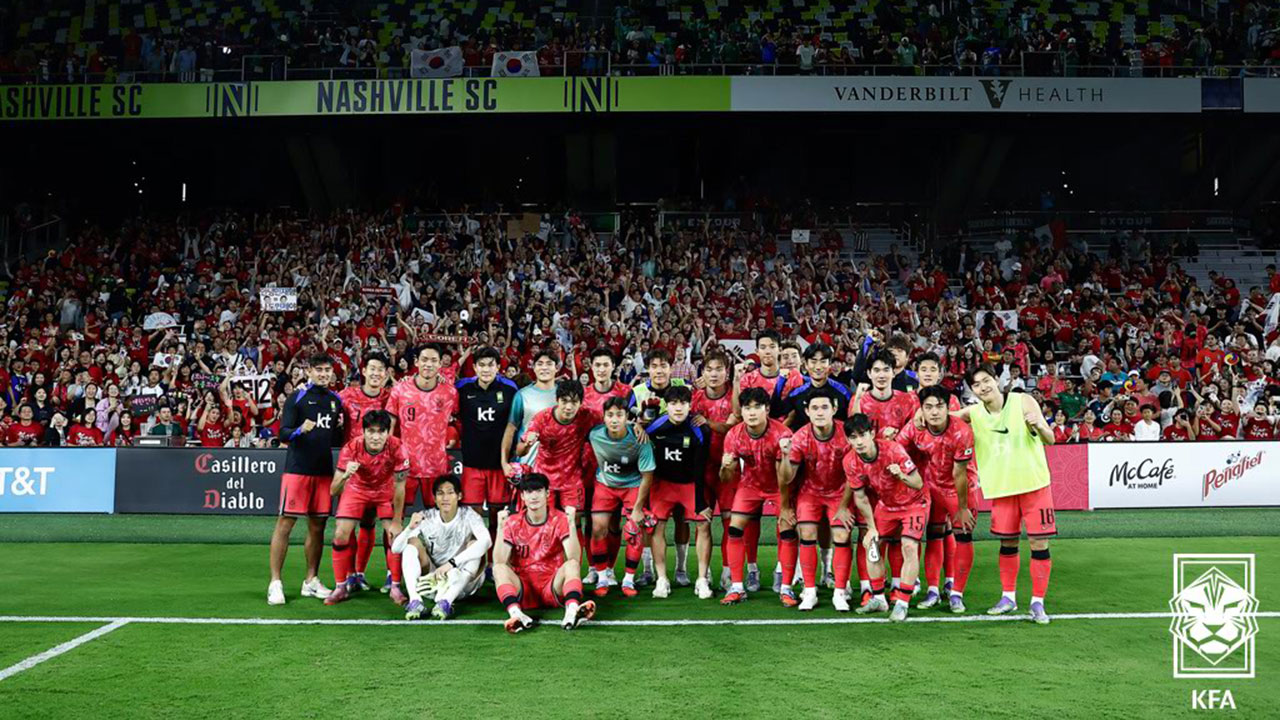 한국 축구, 9월 <b>FIFA 랭킹</b> 23위 <b>유지</b>‥아시아에선 3위