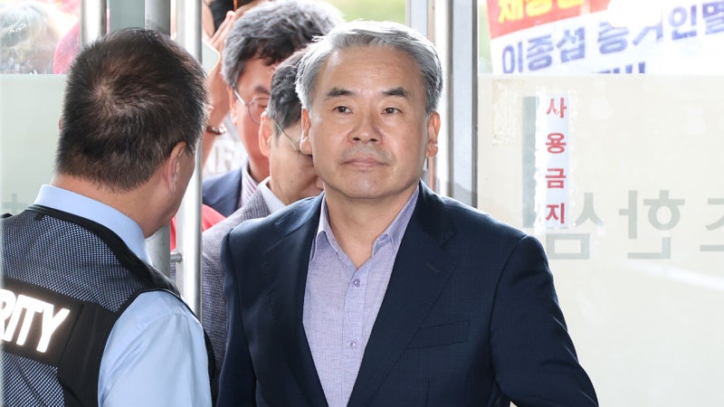 '순직해병'특검, '<b>채상병 수사 외압</b>' 이종섭 전 장관 등 5명 구속영장 청...