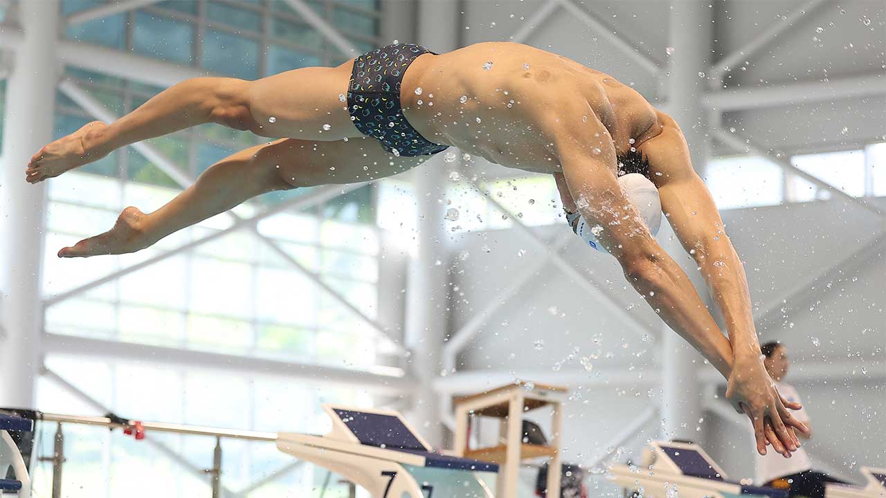 <b>김영범</b>, 수영 남자 자유형 100m '47초39' 한국<b>신기록</b> 수립