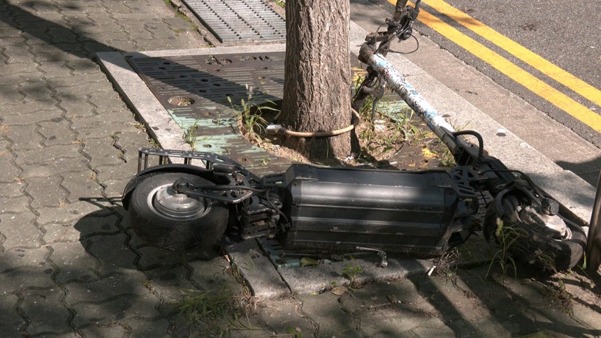 딸 지키려던 엄마, 중딩 킥보드에 혼수상태라니?!