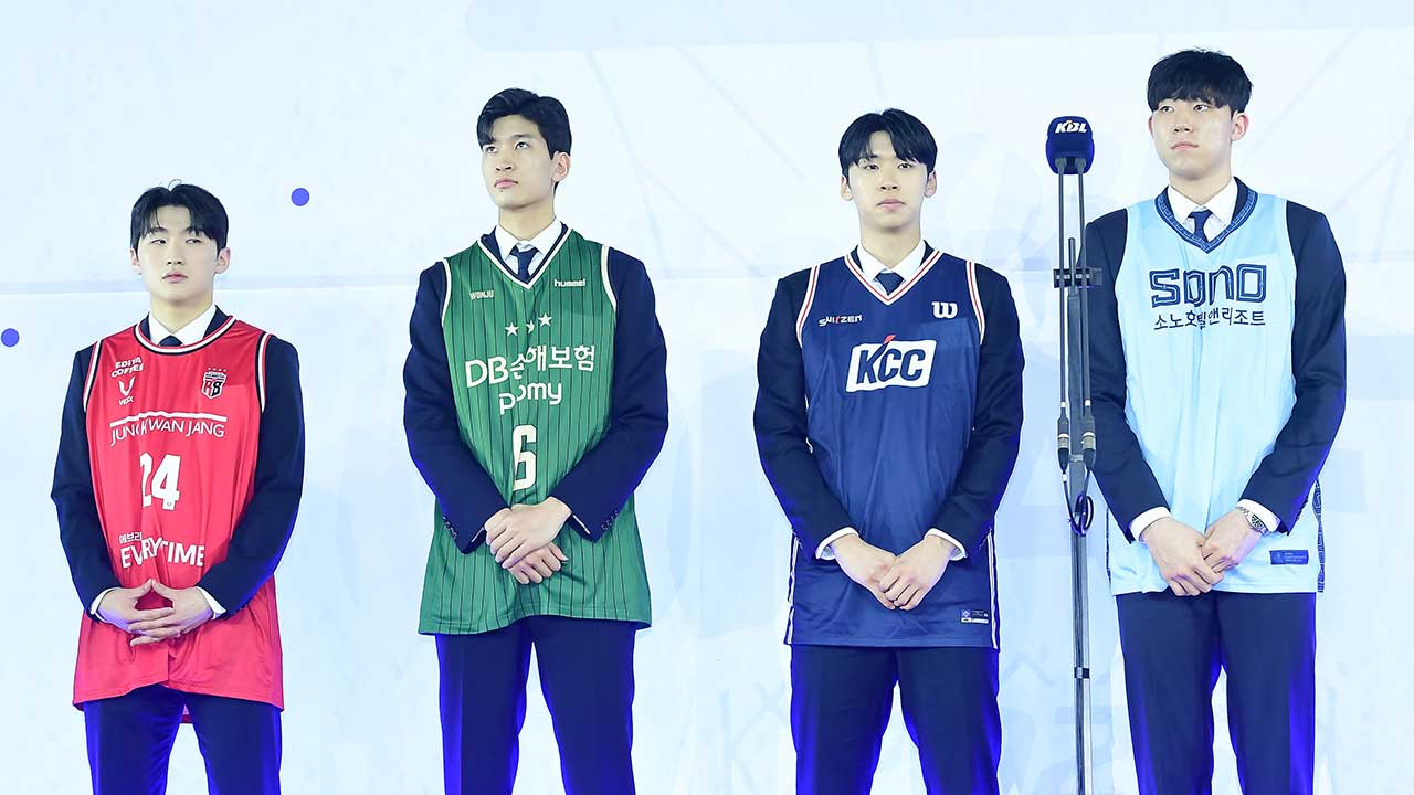 KBL 드래프트 '<b>1순위 형제</b>' 탄생‥<b>문유현</b>, 전체 <b>1순위</b>로 <b>정관장</b>행