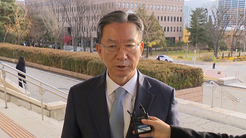 <b>정성호</b>, '집단 반발' 검사장 징계설에 "좋은 방법 고민‥검찰 <b>안정</b>이 중...