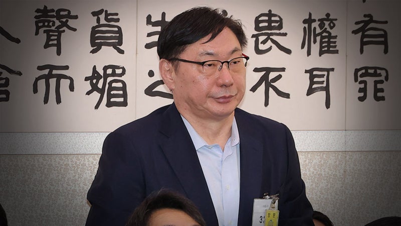 법무부 "고검장 출신 변호사가 <b>이화영 진술 회유</b> 정황 확인" 당사자 "사...