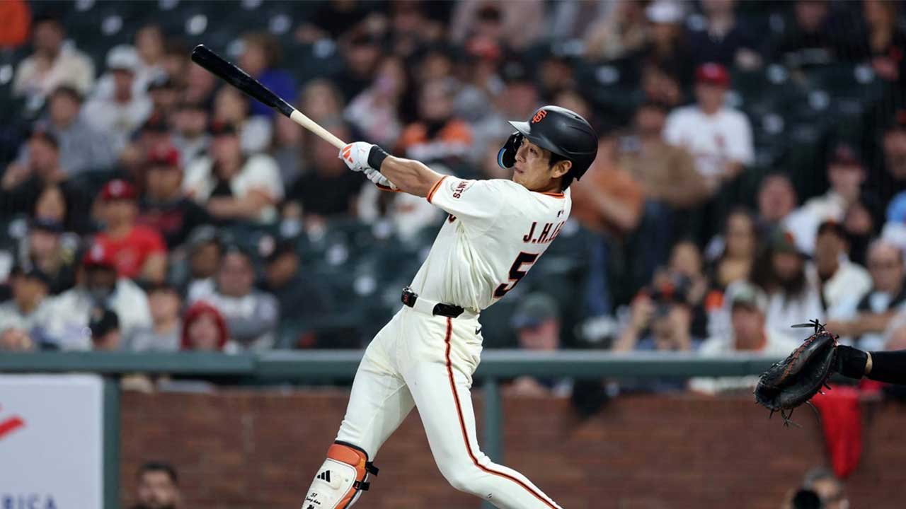 <b>이정후</b>, MLB닷컴이 선정한 '2025 <b>세계 올스타</b>'‥오타니와 나란히