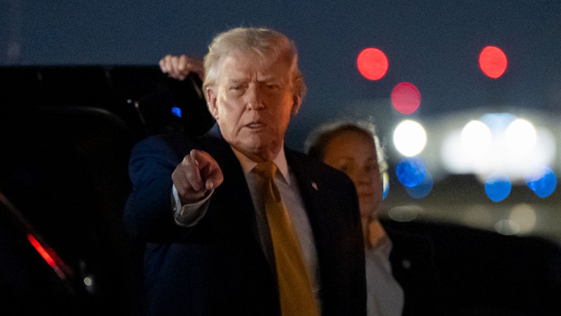 트럼프 "우리가 베네수 국정 담당‥처신 잘못하면 2차 공습"