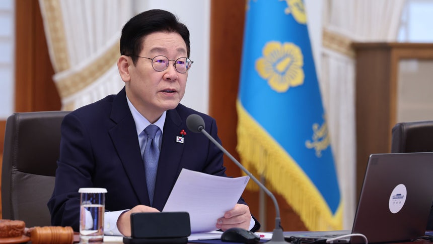 이재명 대통령이 15일 청와대에서 열린 수석보좌관회의에서 발언하고 있다 2026.1.15 [청와대통신사진기자단]