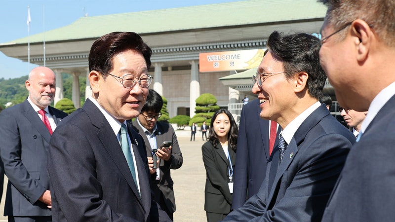 정청래, 이 대통령 유럽 순방 환송행사에 불참‥김 총리는 직접 배웅