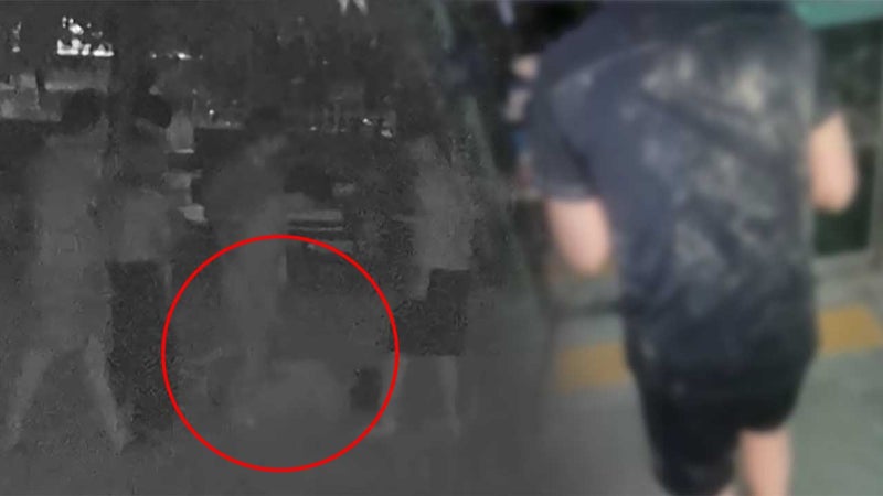 [단독] 중학생들 떼로 '잔인한 폭행'‥"달팽이까지 먹였다"