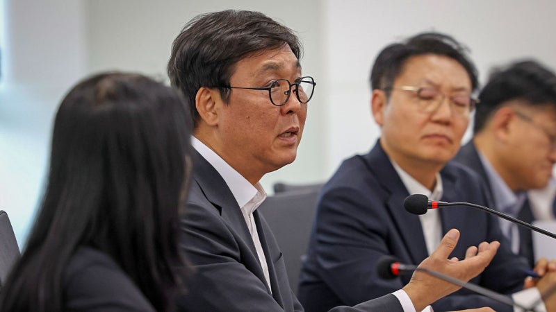 최휘영 장관, 핸드볼 경기장 봉쇄 "가용한 모든 수단 동원해 책임 물을 것"