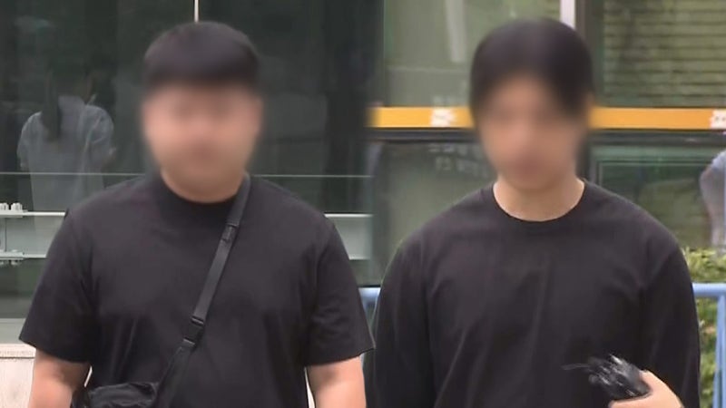 "선관위 직원이 위장" 경찰관 때린 20대 남성 2명 구속 심사