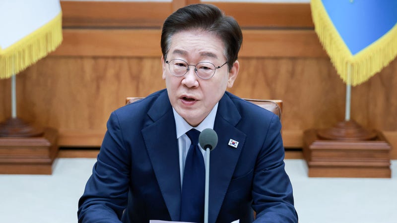 이 대통령 "캐나다 잠수함, 기대한 결과 아니지만 우리 저력 보여줘"