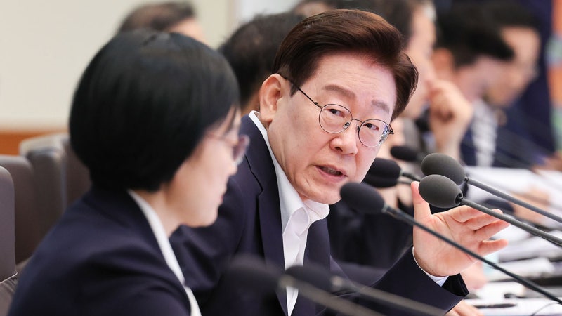 청와대 "<b>이 대통령 분당 아파트</b>, 수일 내 계약 완료"