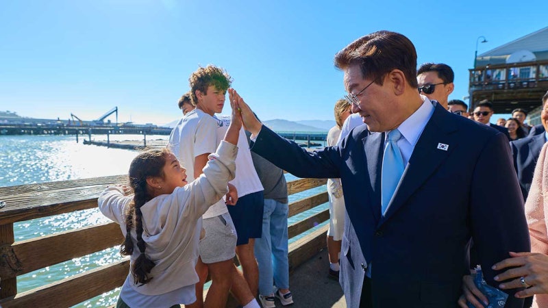 이 대통령, 미 <b>샌프란시스코 명소</b>서 시민들과 소통‥이제 브라질로