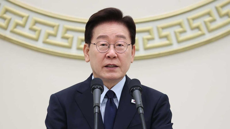 <b>이 대통령</b>, 'ISA·주가누르기 방지법' 재검토 지시