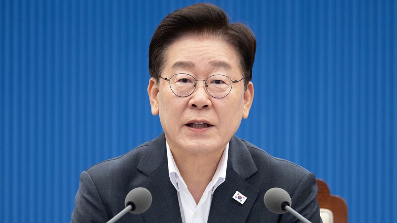 이 <b>대통령 지지율</b> 40.2%로 취임 후 최저치‥6주 연속 하락