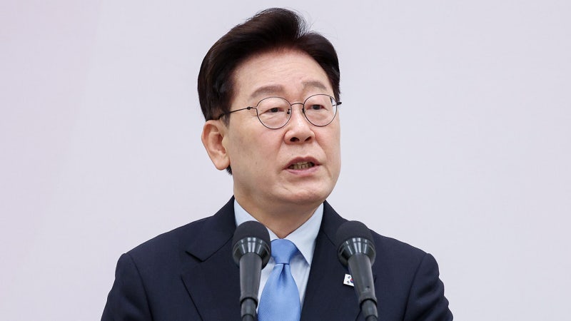 <b>이재명</b> 대통령 국정<b>지지율</b> 42%‥취임 후 최저치