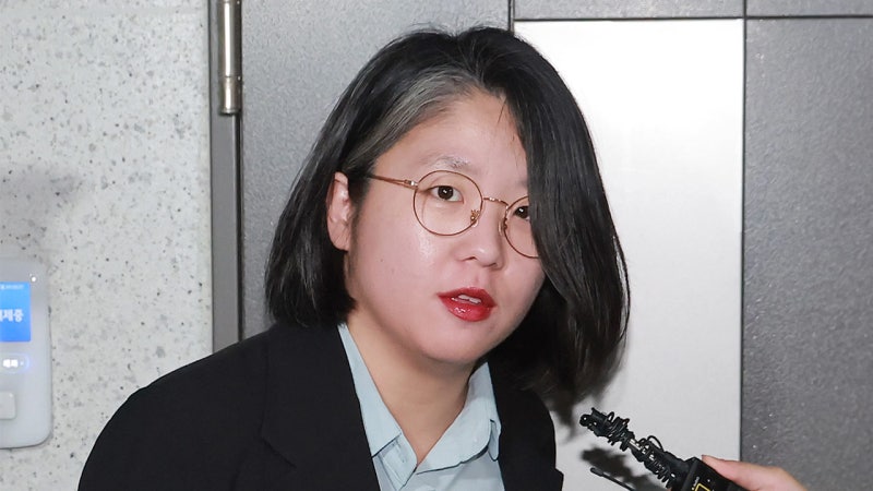 <b>용혜인</b>, 비례대표 국회의원직 <b>사퇴 거부</b>‥"원외정당 되는 점 양해해달라...