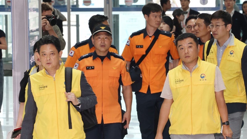 정부, <b>네팔</b>에 해외<b>긴급구호대</b> 추가 파견‥오늘 밤 군 수송기 출발