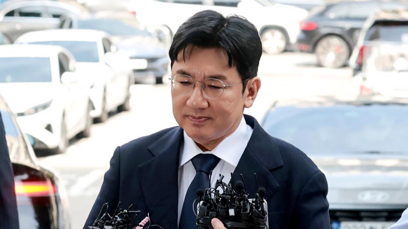 [속보] '사기적 부정거래' 방시혁 21개월 만에 송치‥"2천631억 원 부당이득"