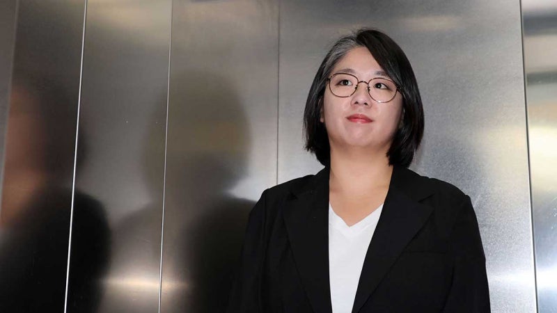 <b>용혜인</b>, '<b>남편</b>에 월급' 정치자금법 위반 의혹도 고발돼