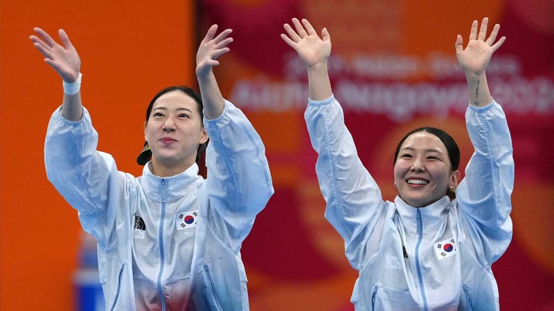 [아시안게임] <b>다이빙</b> 여자 김수지·김나현, 싱크로 3m 스프링보드 사상...