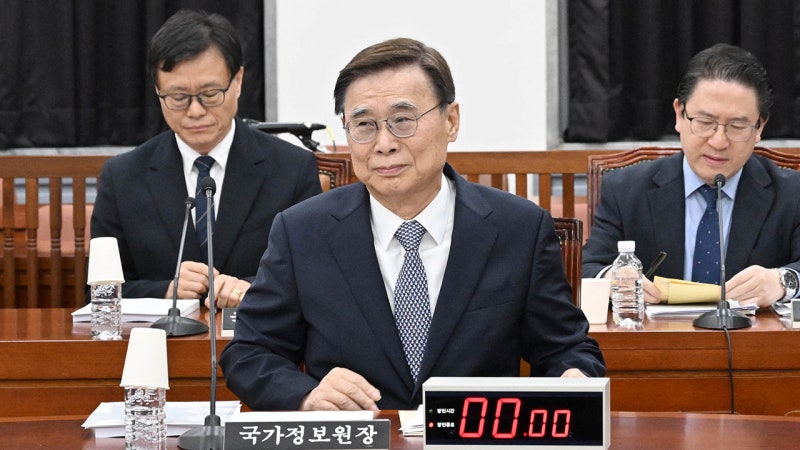 <b>국정원</b> '미, <b>국정원</b>장 방문 거부' 보도 정정 신청‥이례적 <b>법적대응</b>
