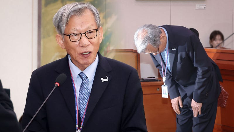 '셀프 출품' 논란에 고개 숙인 <b>유홍준</b> "제 불찰‥실수 공개도 주저"
