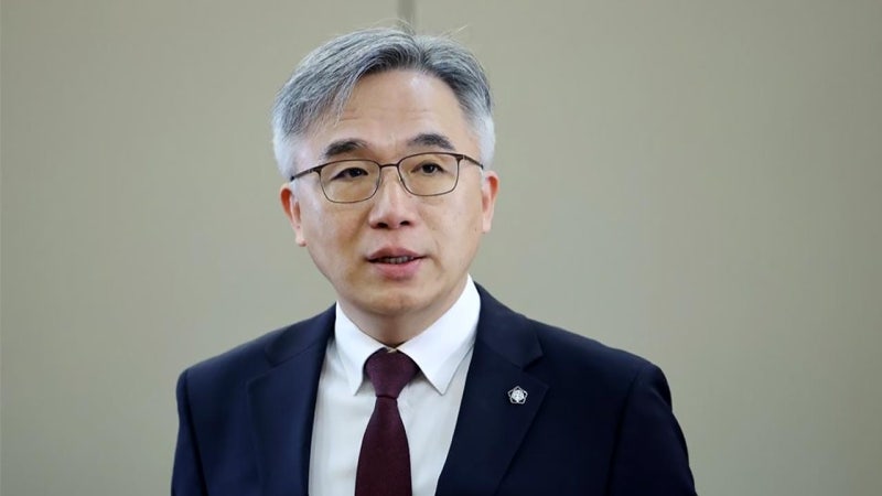 '박원순 피해자 신상 공개' <b>정철승</b>, <b>법정구속</b>‥징역 1년6개월